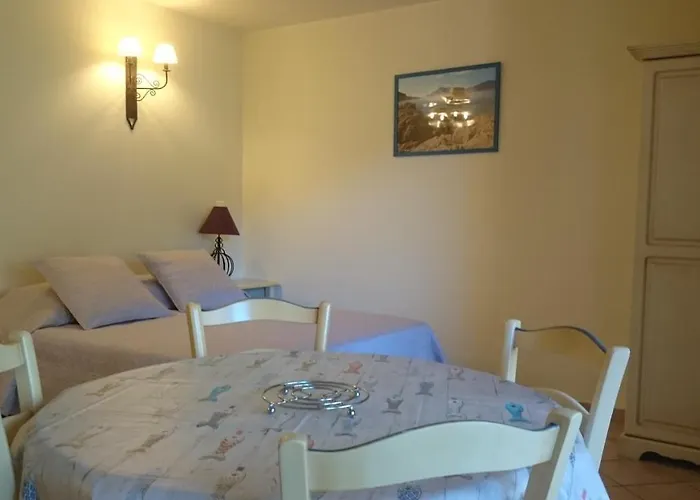 Hotel apartamentowy A Barcella Porto (Corsica)