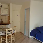 巴塞拉公寓式酒店 公寓式酒店 3*