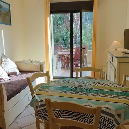 Apart-hotel A Barcella 3*