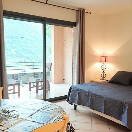Lägenhetshotell A Barcella Porto (Corsica)