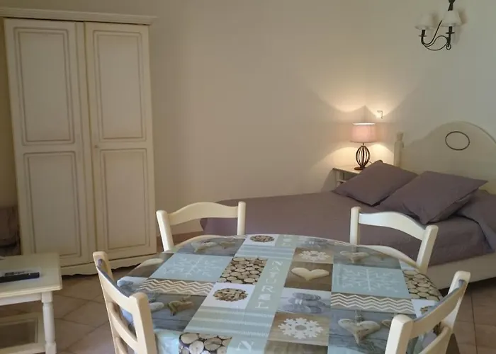 A Barcella Porto (Corsica)